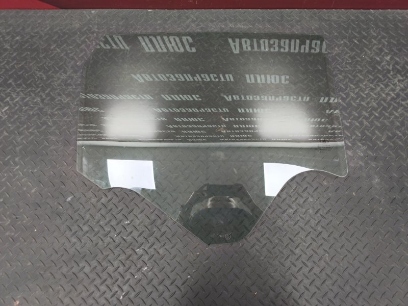 Стекло двери