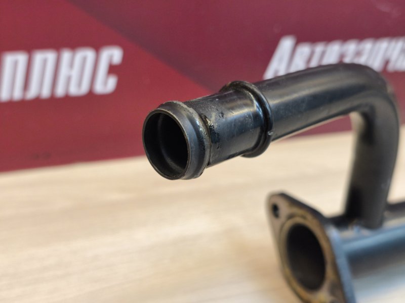 Трубка системы охлаждения