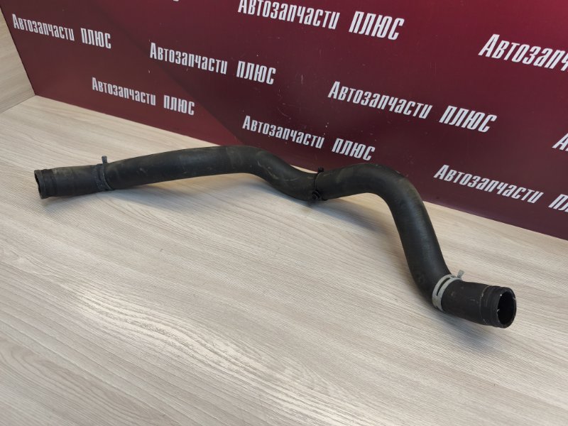 Патрубок радиатора нижний