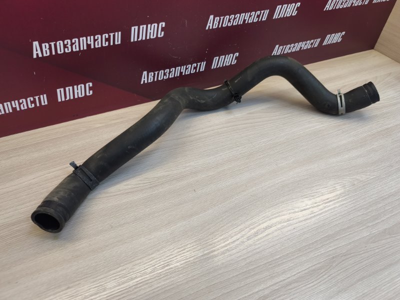 Патрубок радиатора нижний