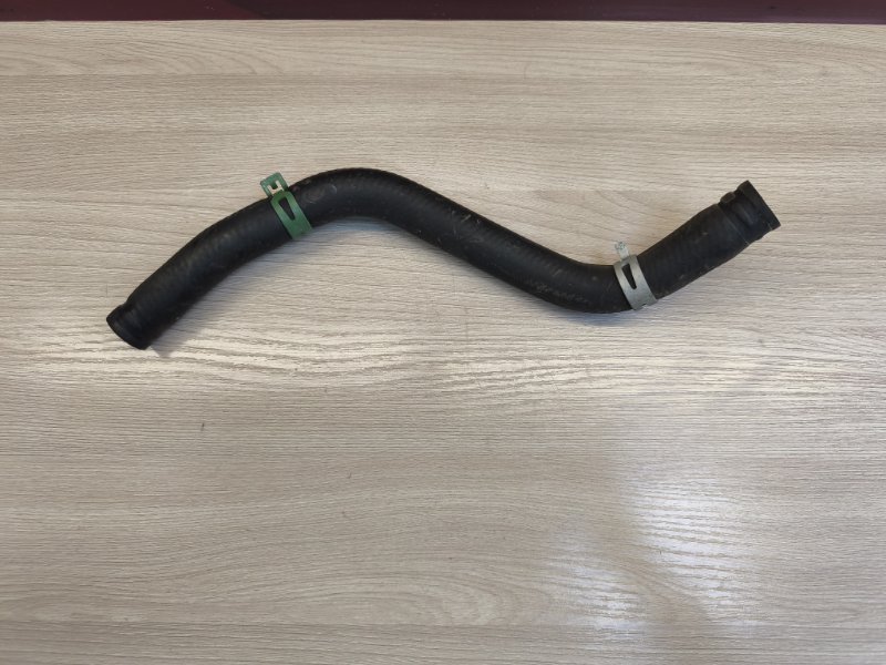 Патрубок радиатора