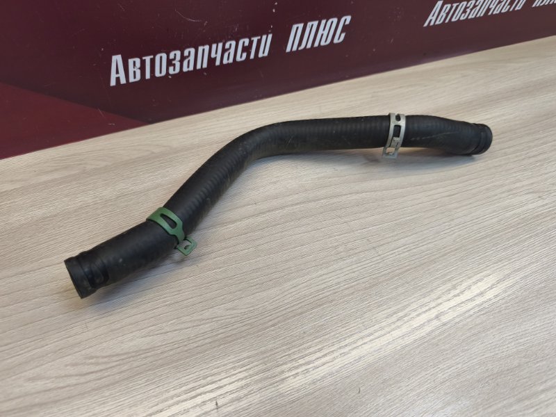 Патрубок отопителя