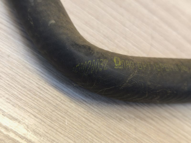 Патрубок отопителя