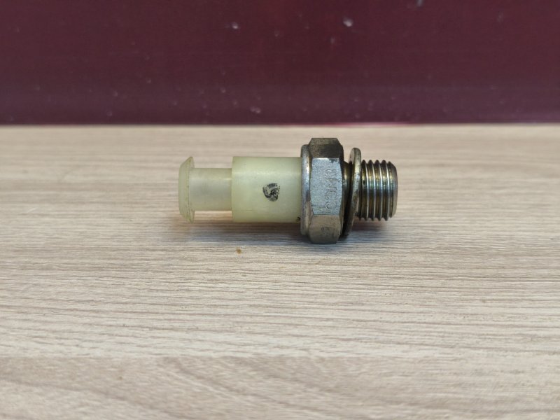 Датчик давления масла