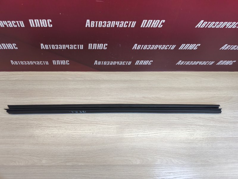 Уплотнитель стекла двери внутренний