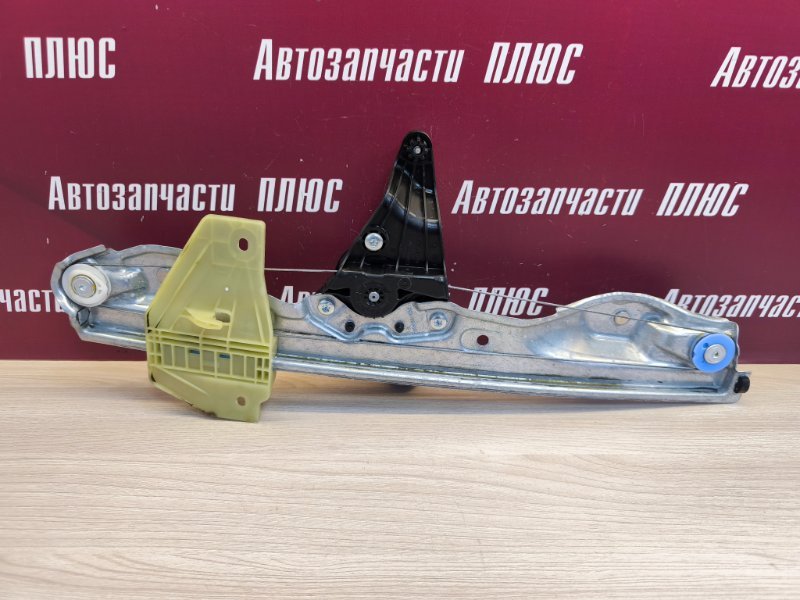 Стеклоподъемник    двери