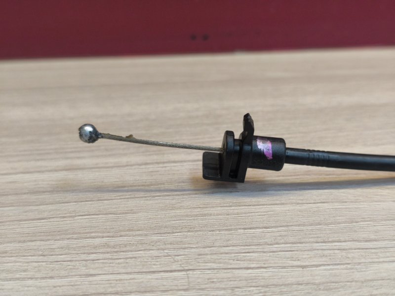 Трос замка двери