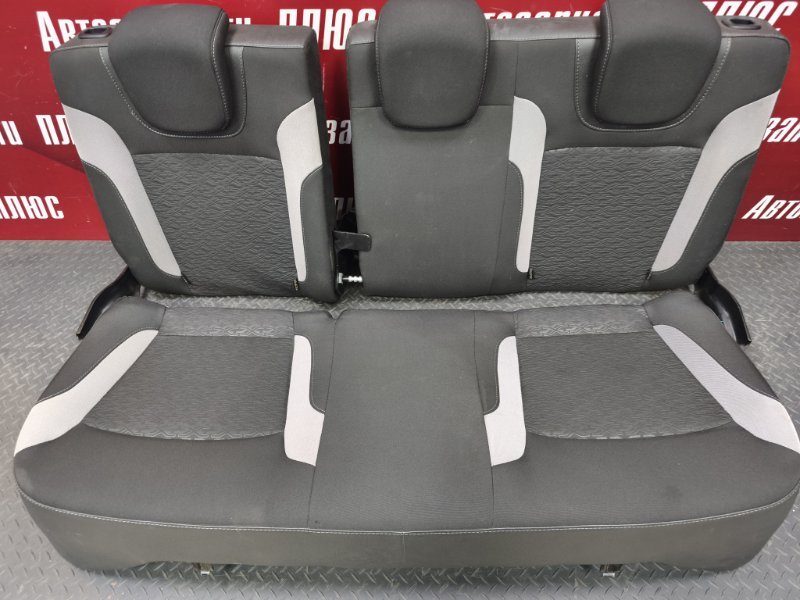 Сиденья комплект