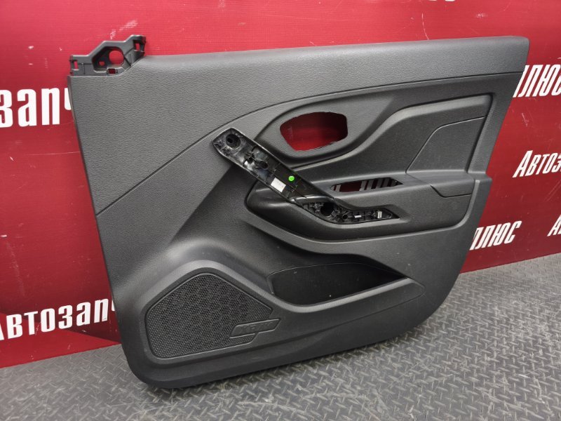 Обшивка боковой двери