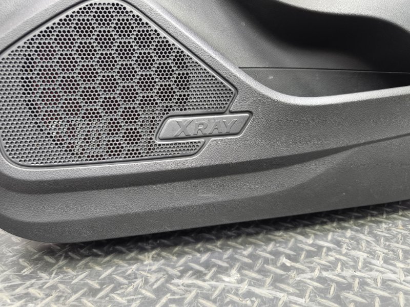 Обшивка боковой двери