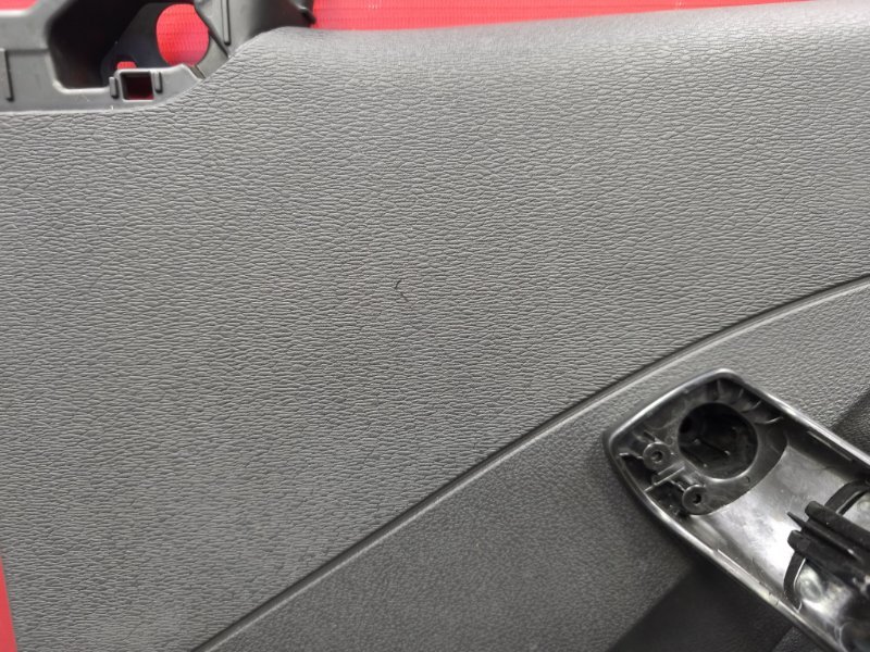 Обшивка боковой двери