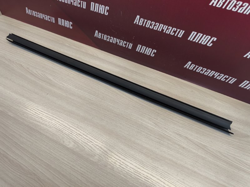 Уплотнитель стекла двери внутренний