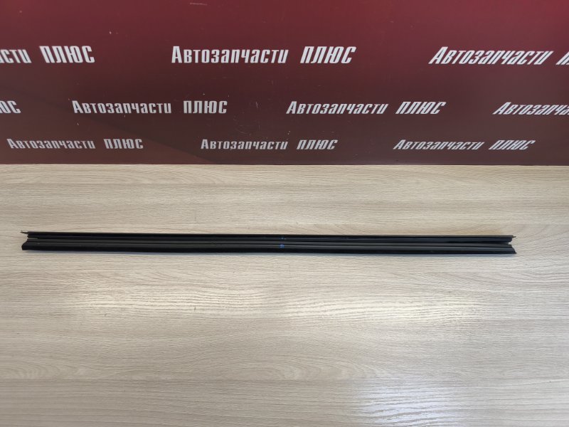 Уплотнитель стекла двери внутренний