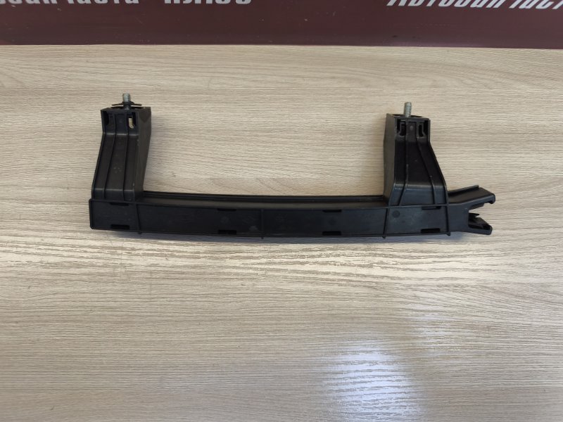 Направляющая стекла двери