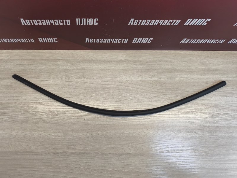 Уплотнительная резинка боковой двери