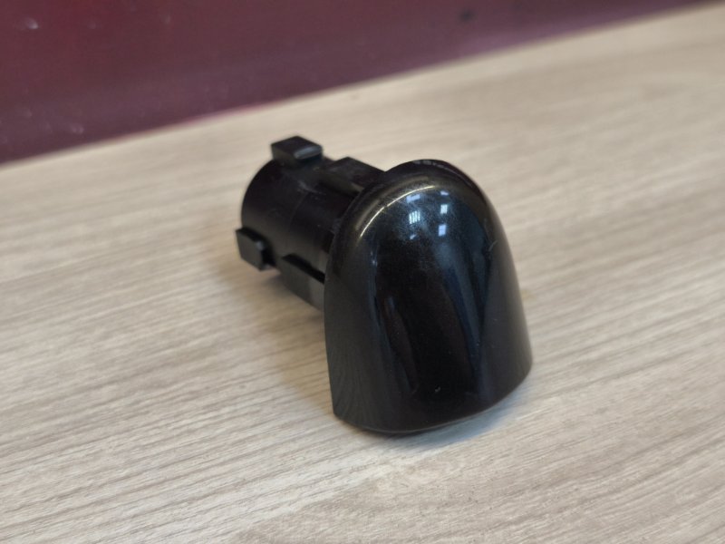 Заглушка ручки двери