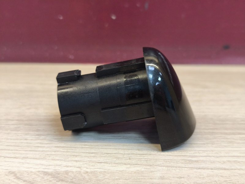 Заглушка ручки двери