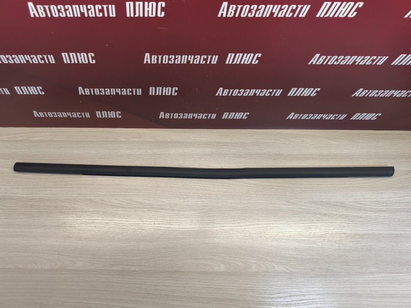 Уплотнитель стекла двери внешний