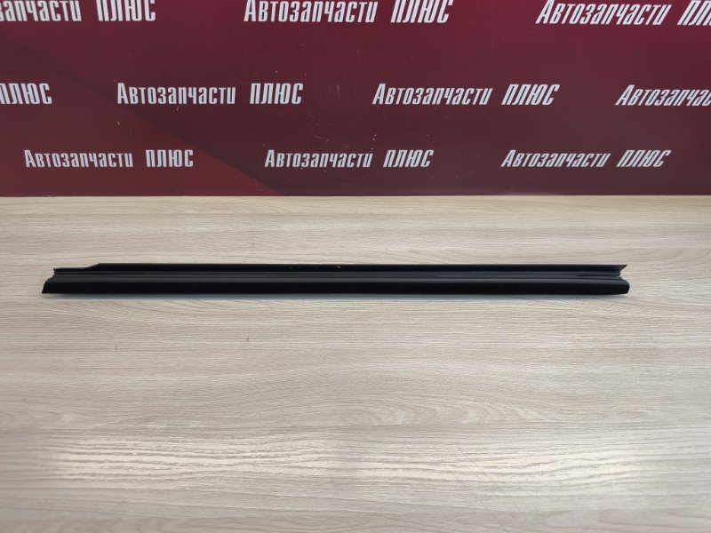 Уплотнитель стекла двери внутренний