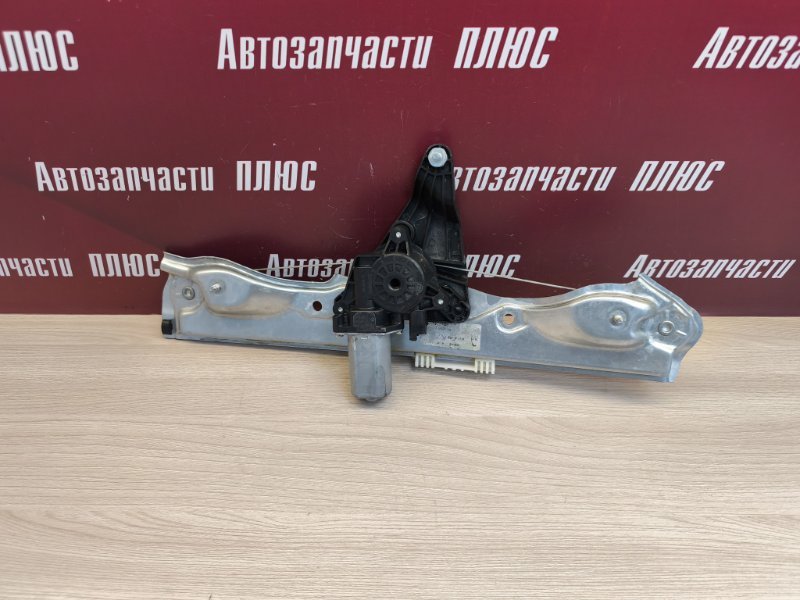 Стеклоподъемник    двери