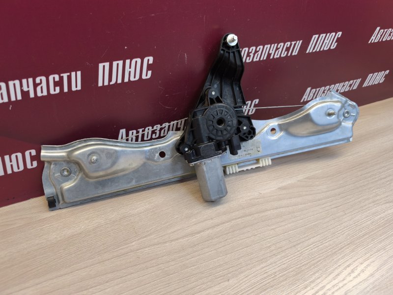 Стеклоподъемник    двери