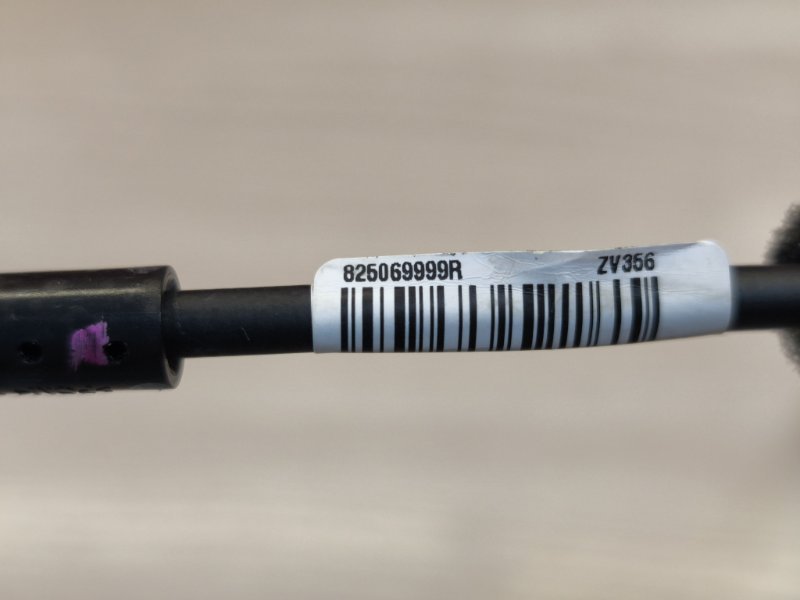 Трос замка двери