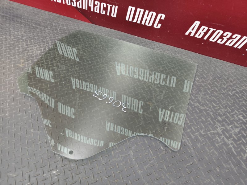 Стекло двери