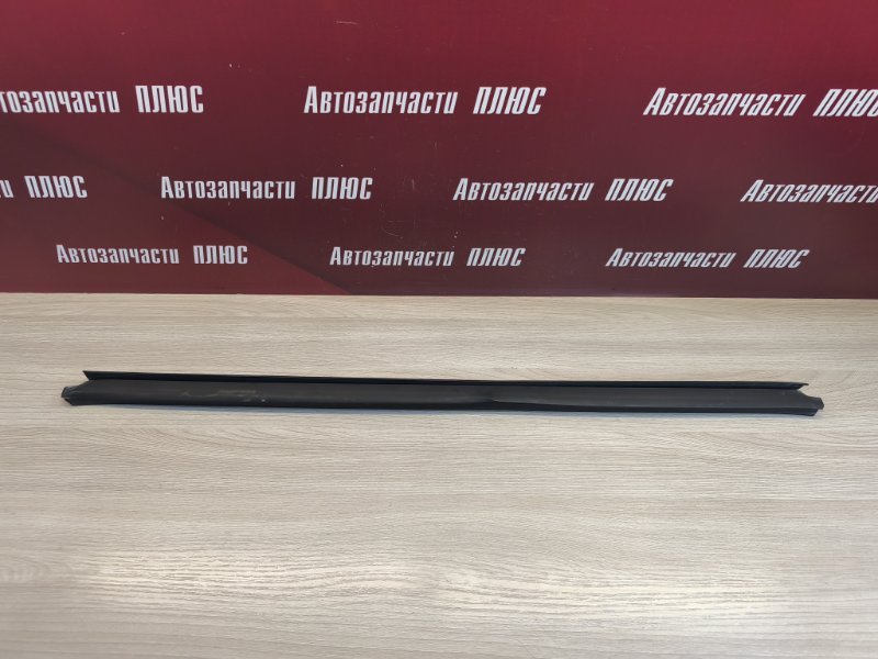 Уплотнитель стекла двери внутренний