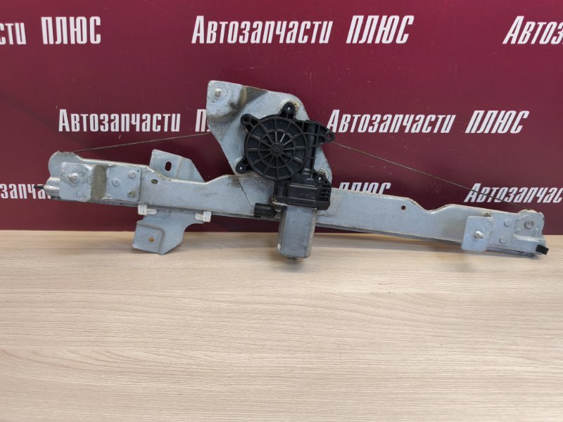 Стеклоподъемник    двери