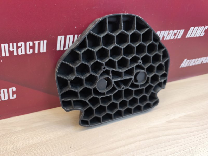 Кронштейн стеклоподъемника