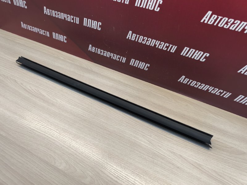 Уплотнитель стекла двери внутренний
