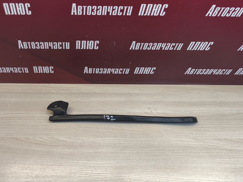 Уплотнитель двери