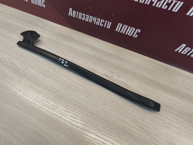 Уплотнитель двери