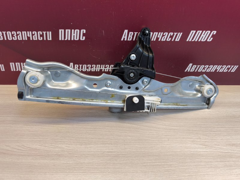 Стеклоподъемник    двери