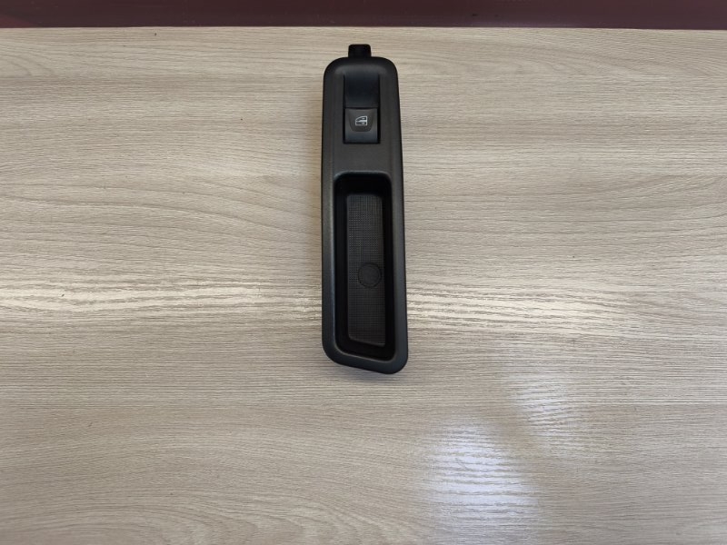 Кнопка стеклоподъемника