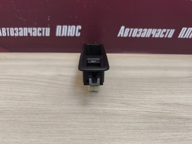 Кнопка стеклоподъемника