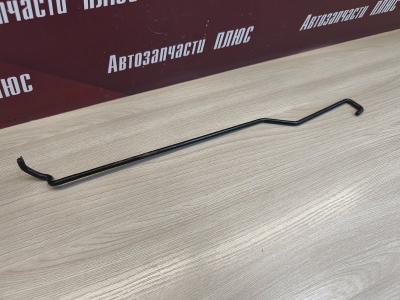 Упор капота