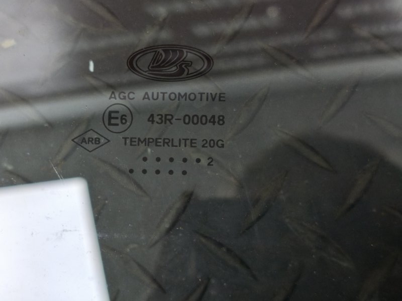 Стекло двери