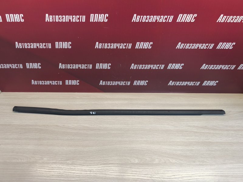 Уплотнитель стекла двери внешний