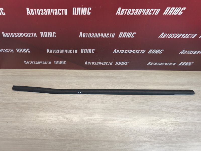 Уплотнитель стекла двери внешний