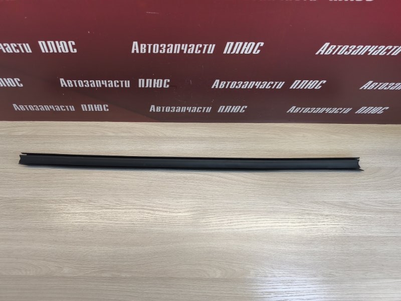 Уплотнитель стекла двери внутренний