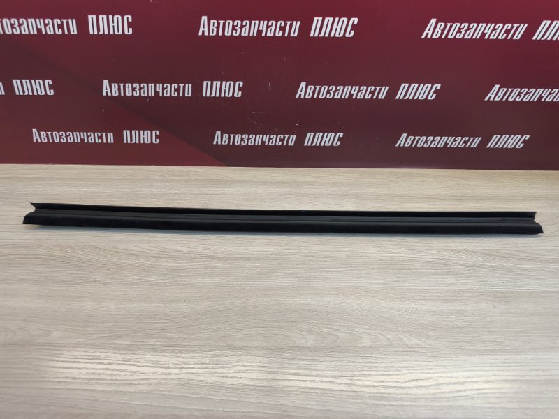 Уплотнитель стекла двери внутренний