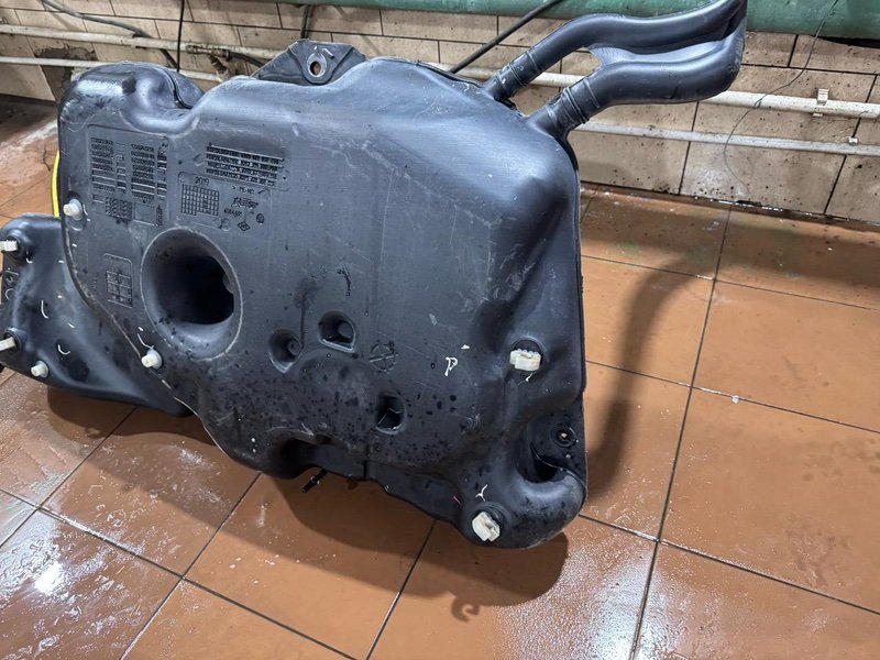 Топливный бак