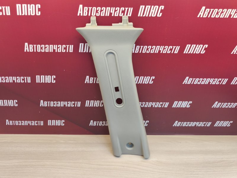 Обшивка средней стойки