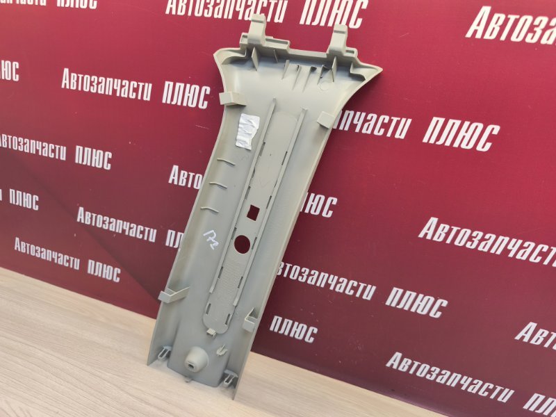 Обшивка средней стойки