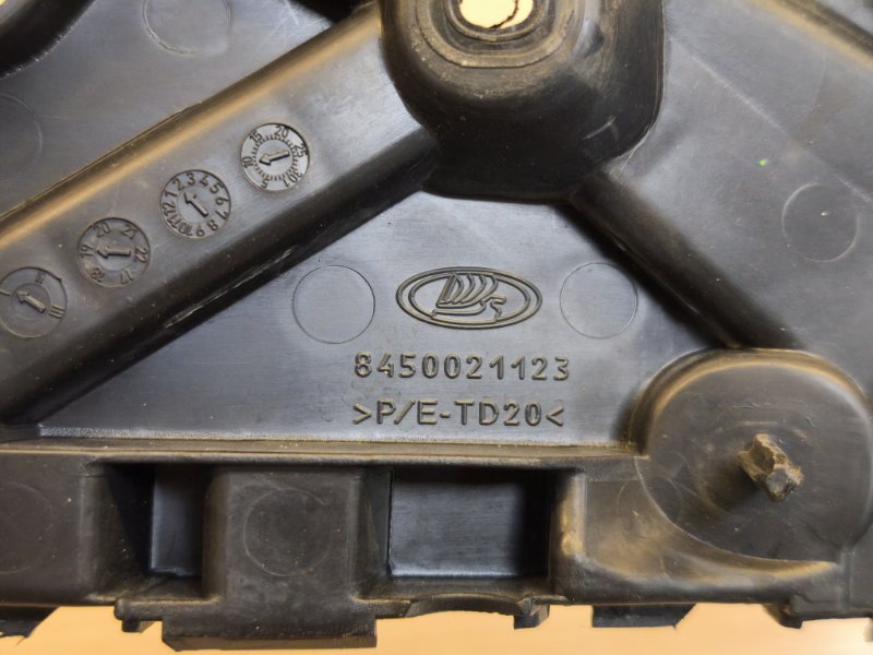 Кронштейн бампера