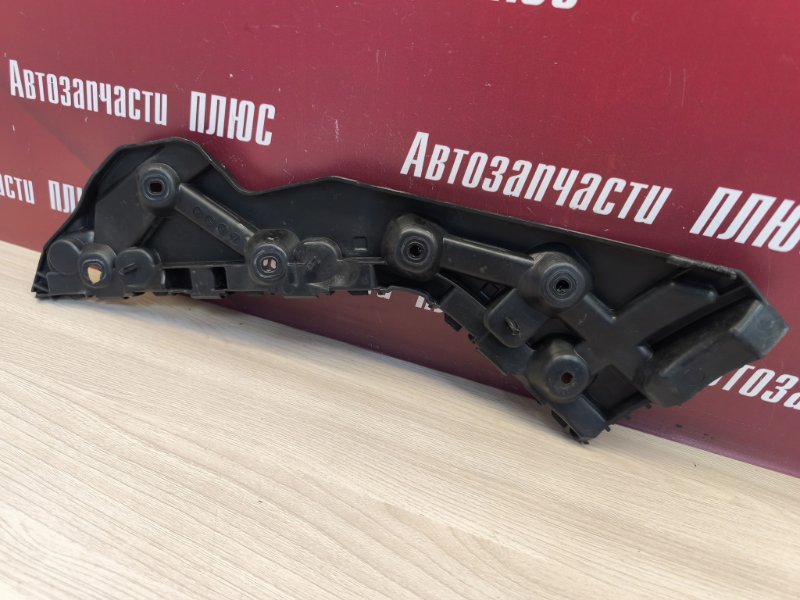 Кронштейн бампера