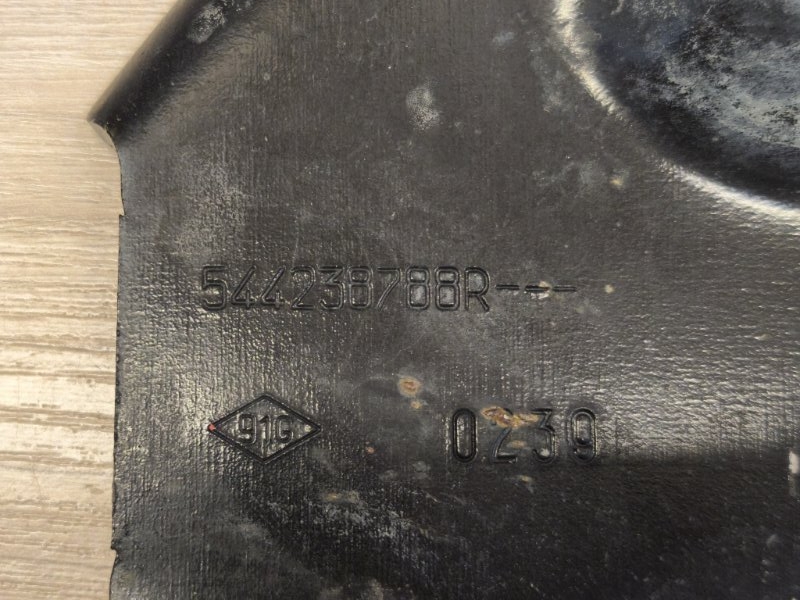 Кронштейн подрамника