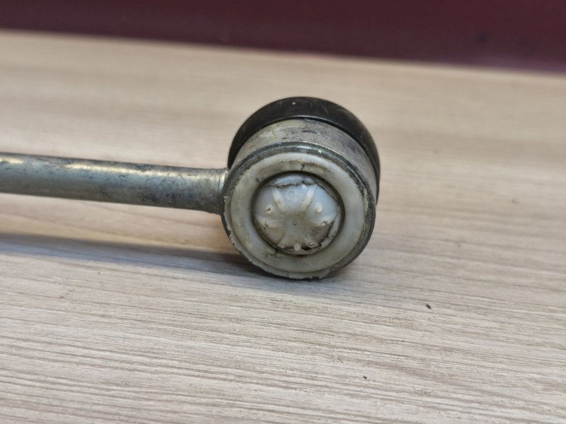 Стойка стабилизатора