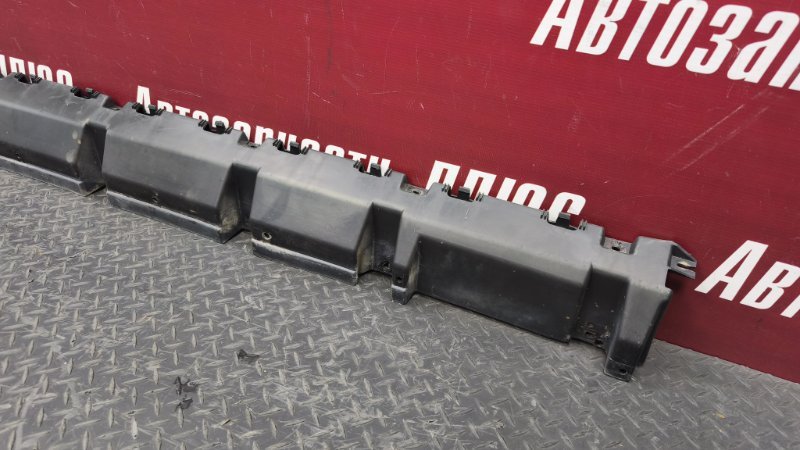 Кронштейн порога